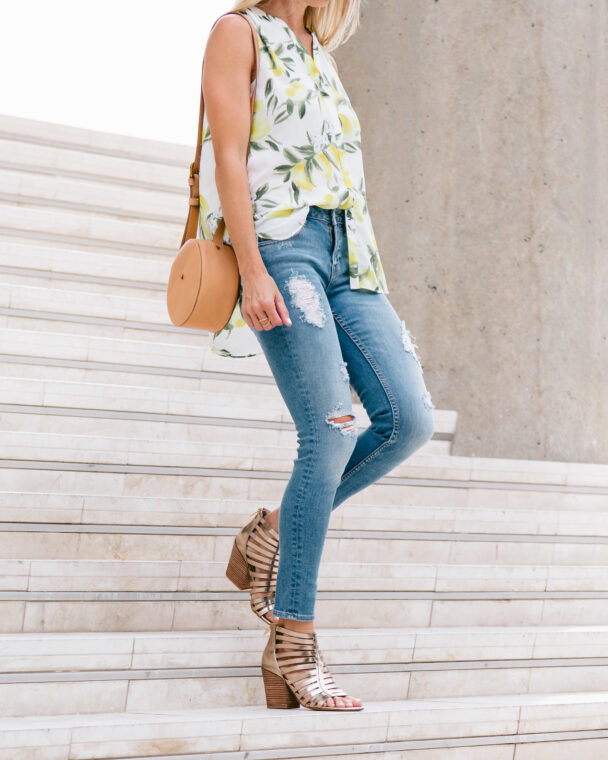 half tucked shirt - ripped jeans - casual outfit - daytime outfit - strappy heels - jaime shrayber