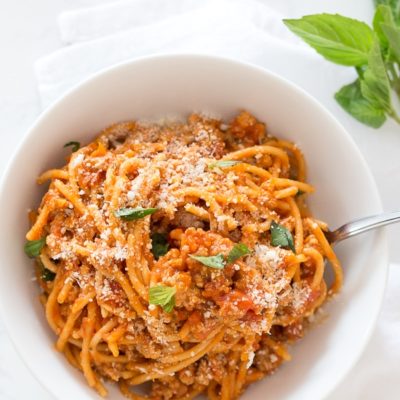 instant pot spaghetti recipe on the real fashionista blog