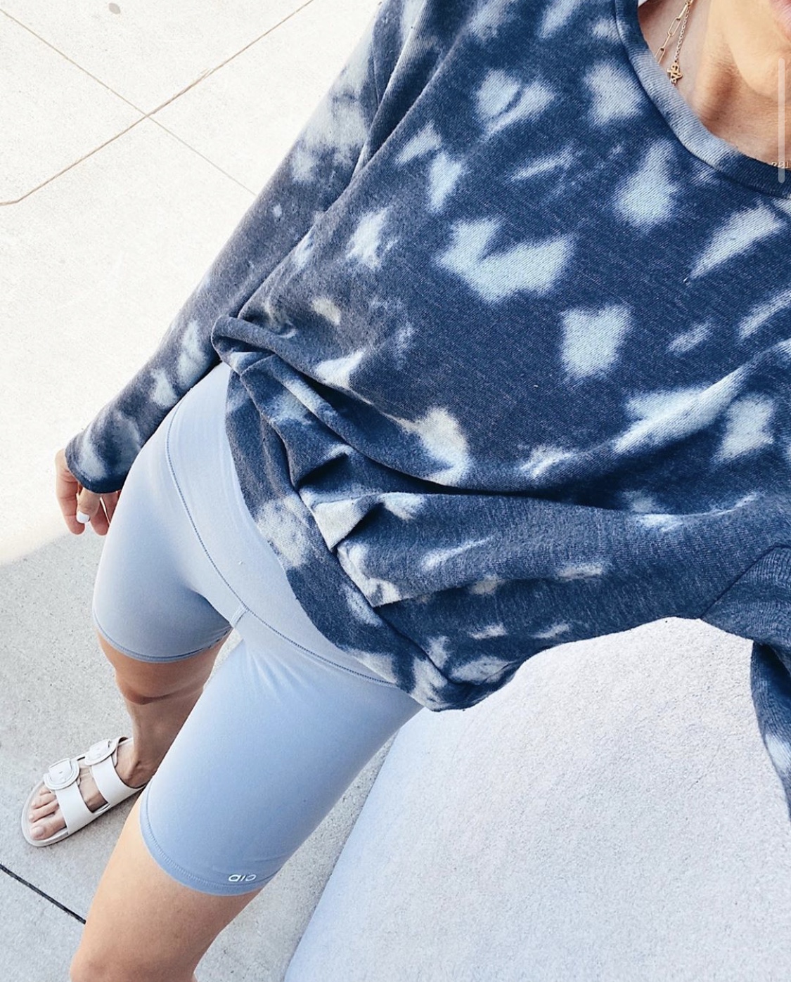 Anthropologie blue tie dye sweatshirt with alo yoga blue haze biker shorts