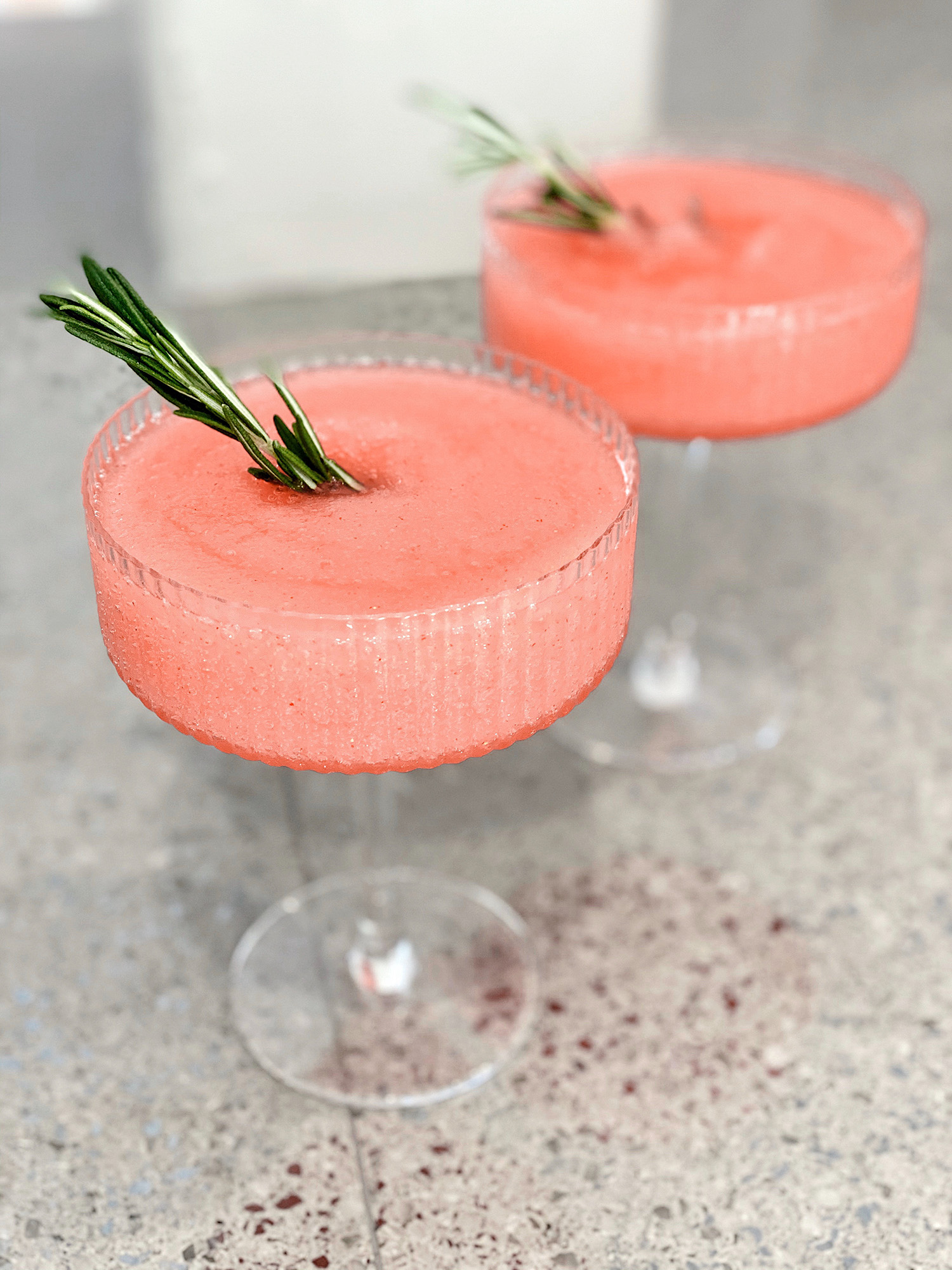 best summer cocktail - how to make frose