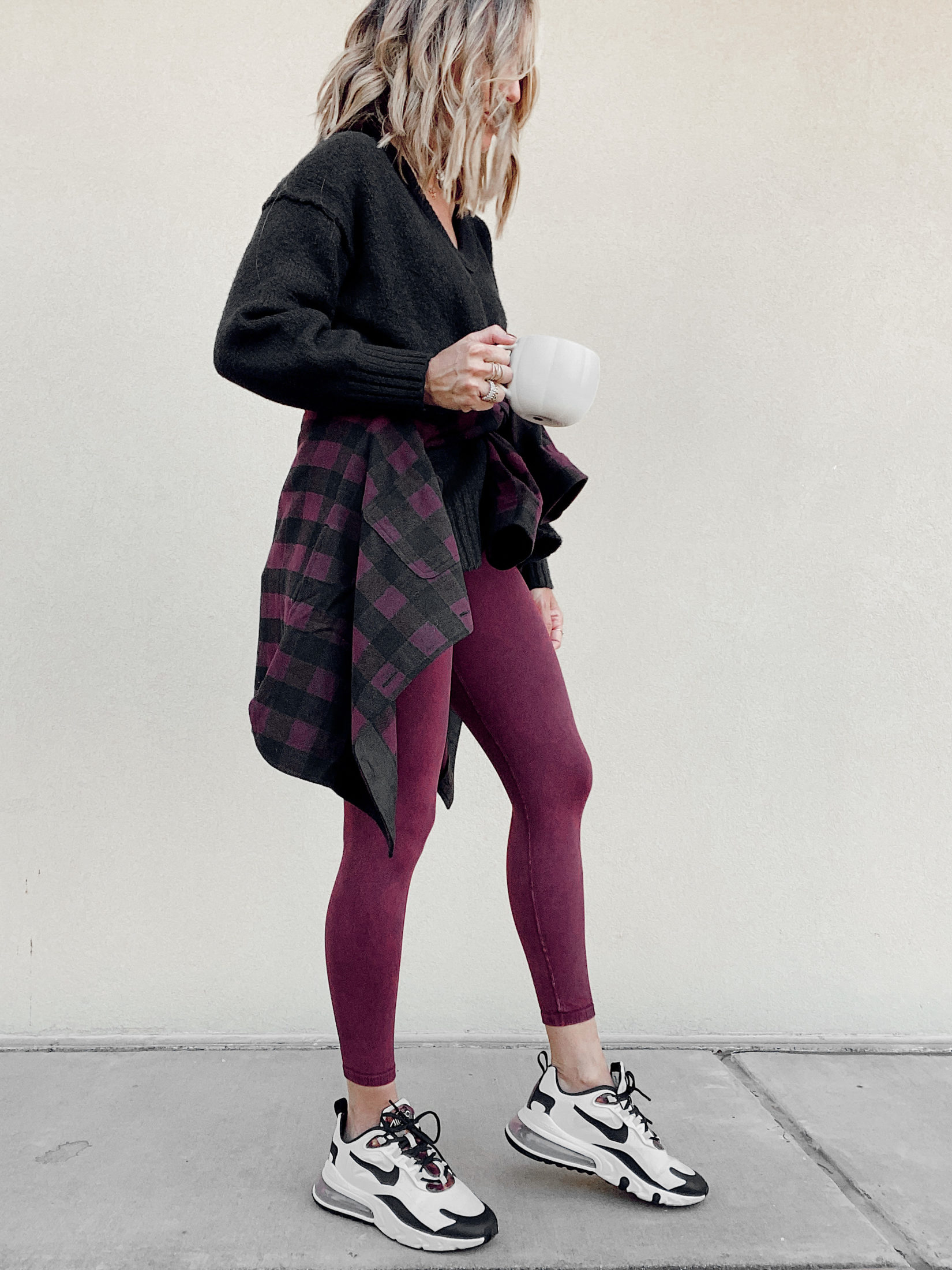 plaid shirt jacket tied around waist outfit idea