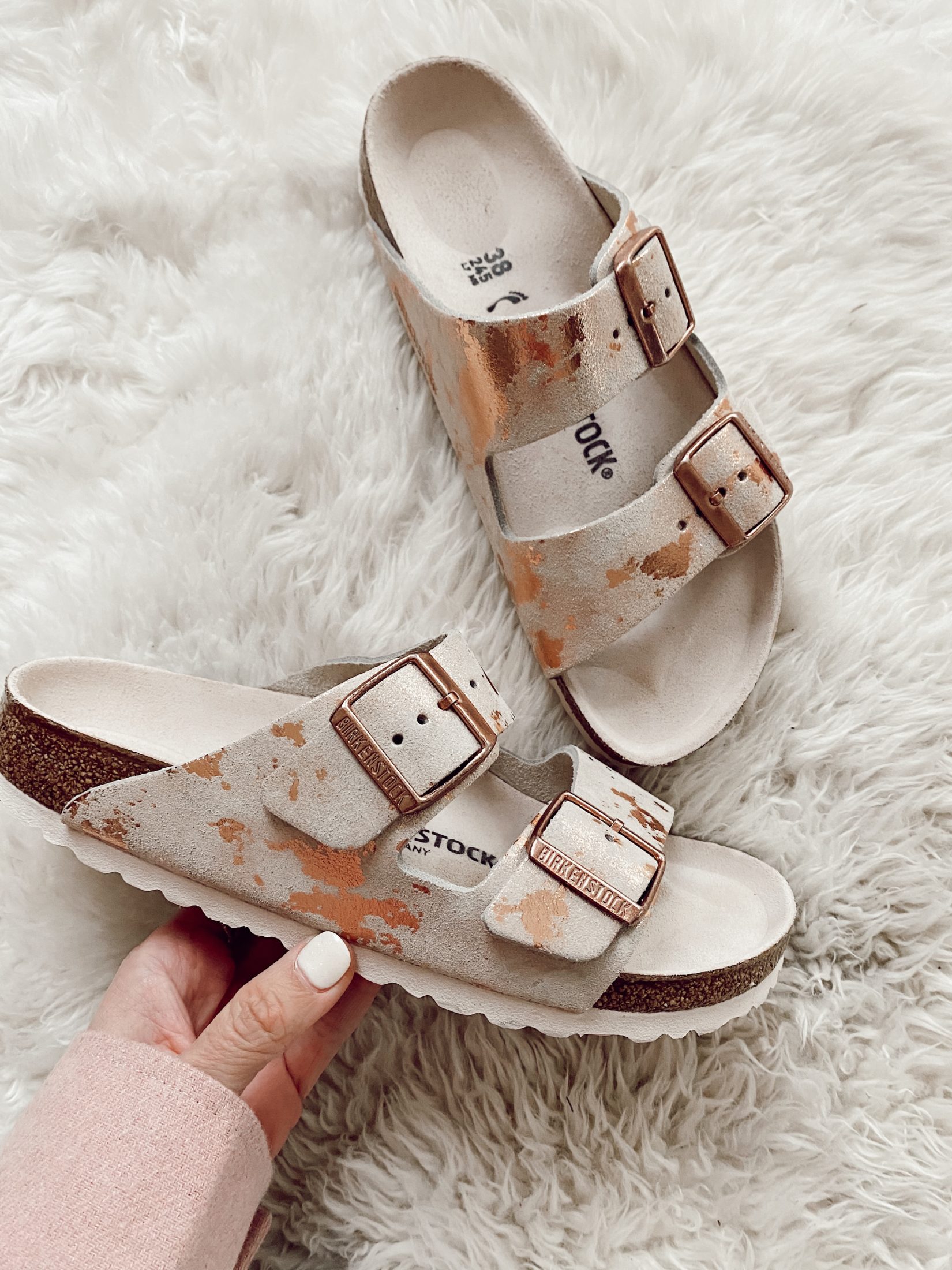 birkenstock arizona rose gold metallic sandals