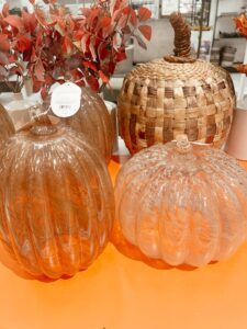 pumpkin decor, fashion blogger, home inspiration